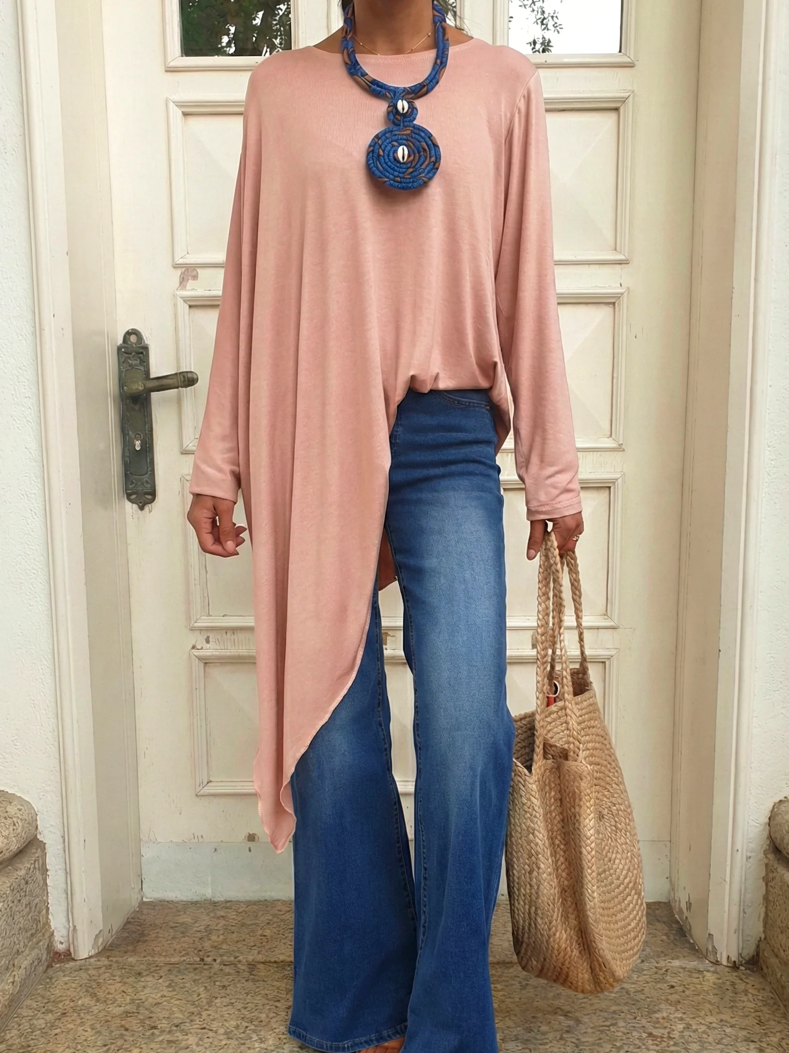 Women's Retro Casual Early Spring Round Neck Long Sleeve Irregular Hem T-shirt