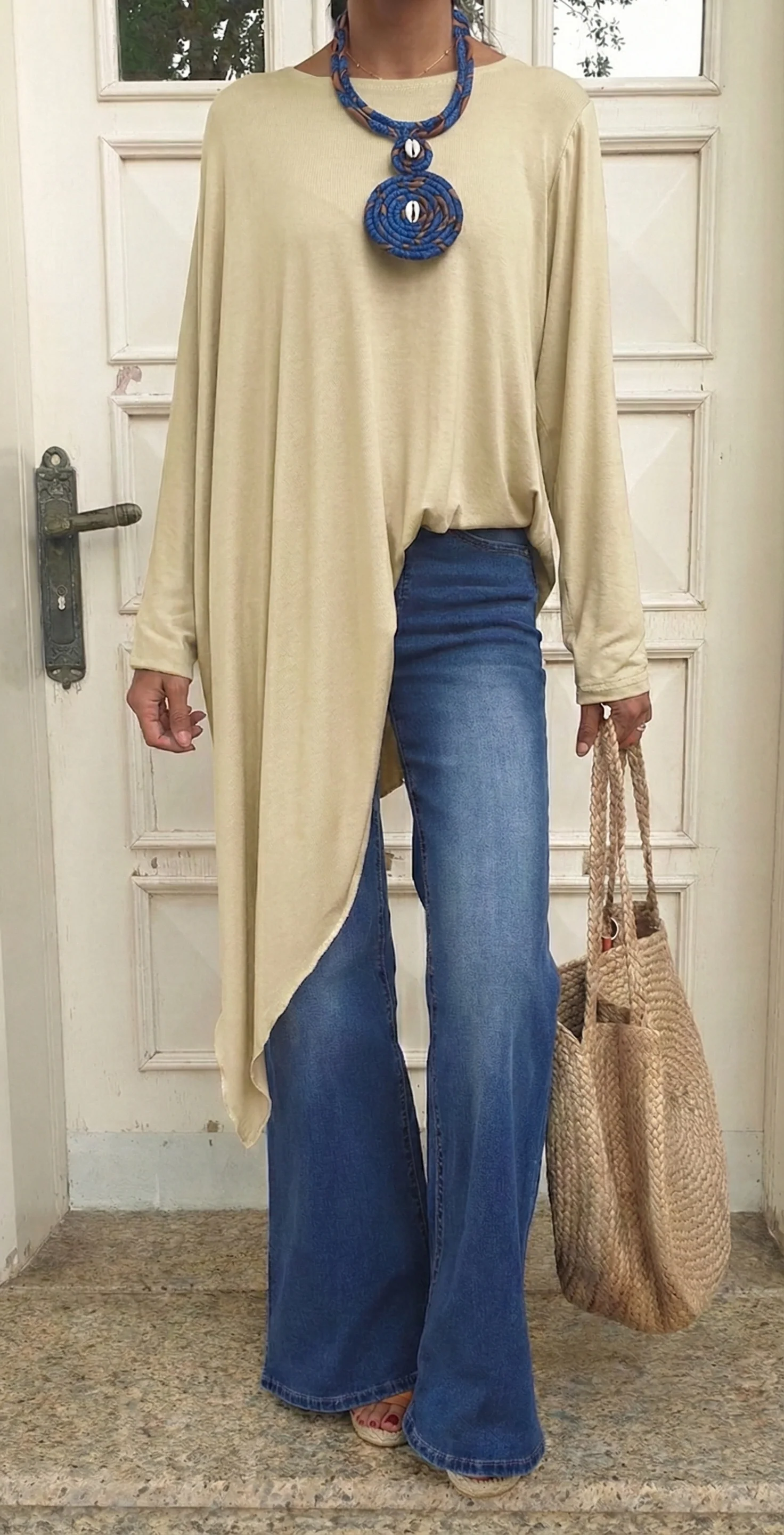 Women's Retro Casual Early Spring Round Neck Long Sleeve Irregular Hem T-shirt - Image 2