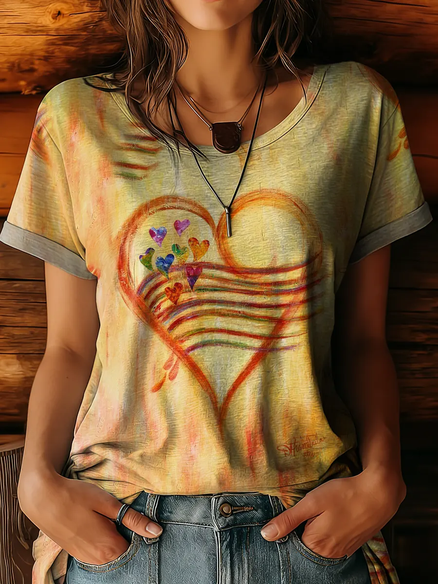 Women's Retro Heart Art Print Casual Round Neck Short Sleeve T-shirt