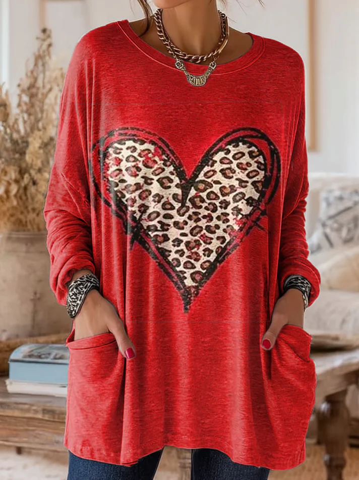 Women's Retro Leopard Print Heart Art Print Casual Long Sleeve Round Neck Pocket Cotton T-Shirt