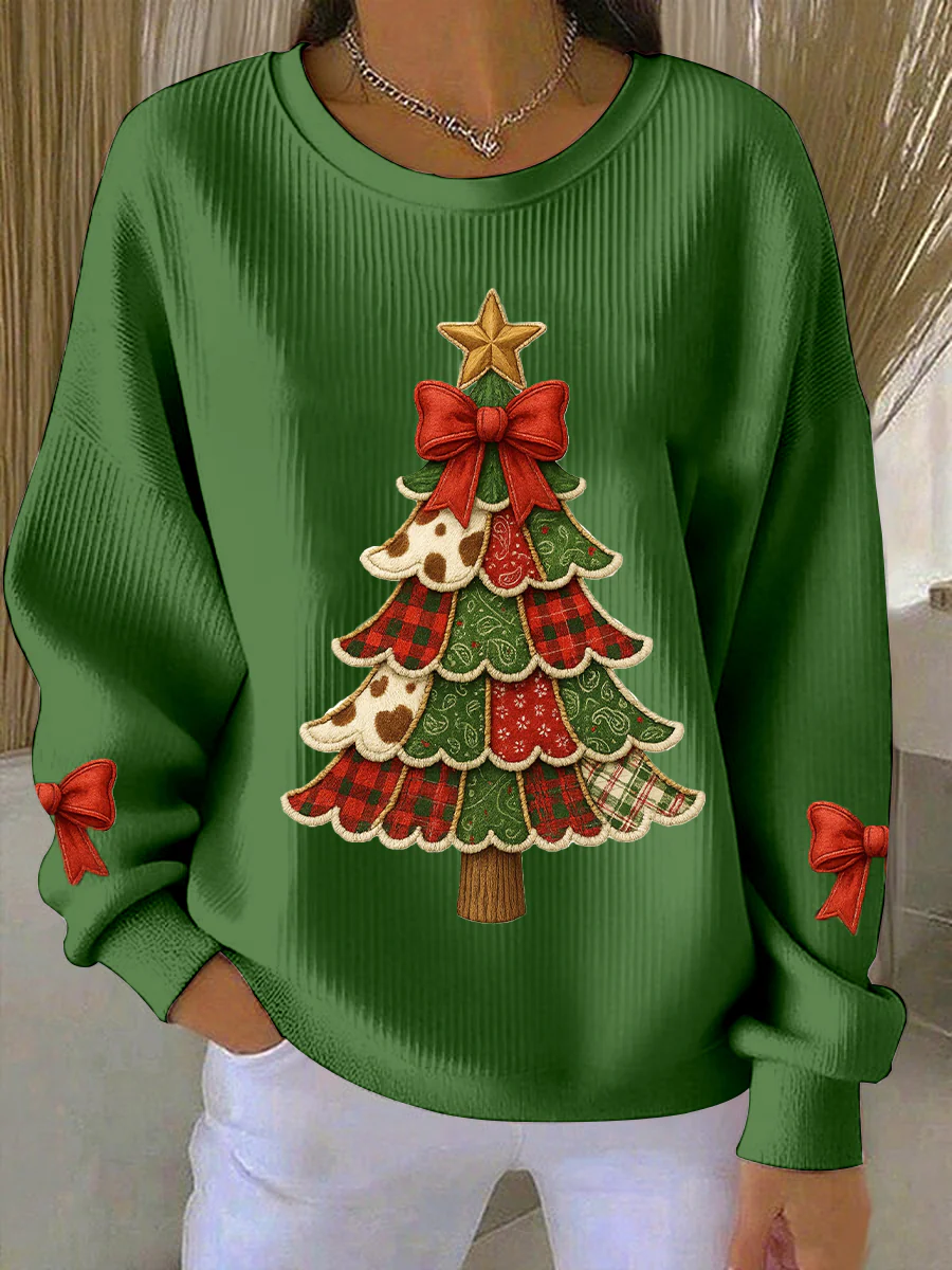 Women's Vintage Christmas Tree Print Sweatshirt - Image 2