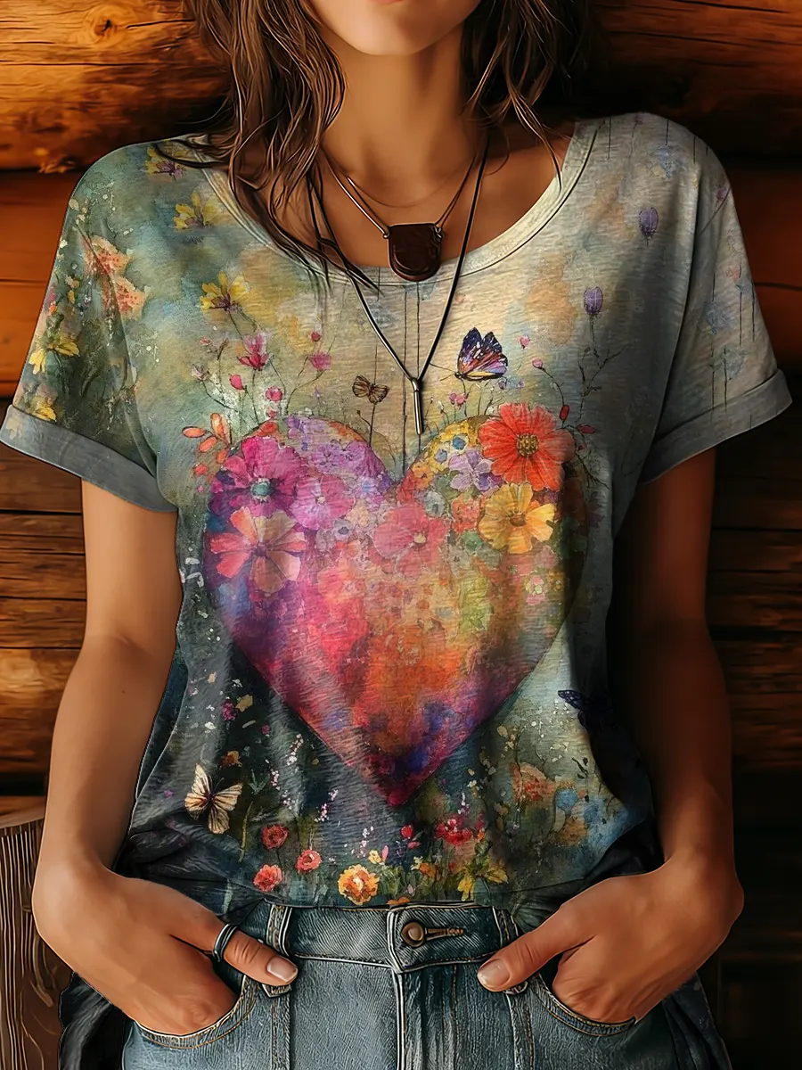Women's Vintage Floral Heart Pattern Art Print Crew Neck 100% Cotton T-shirt
