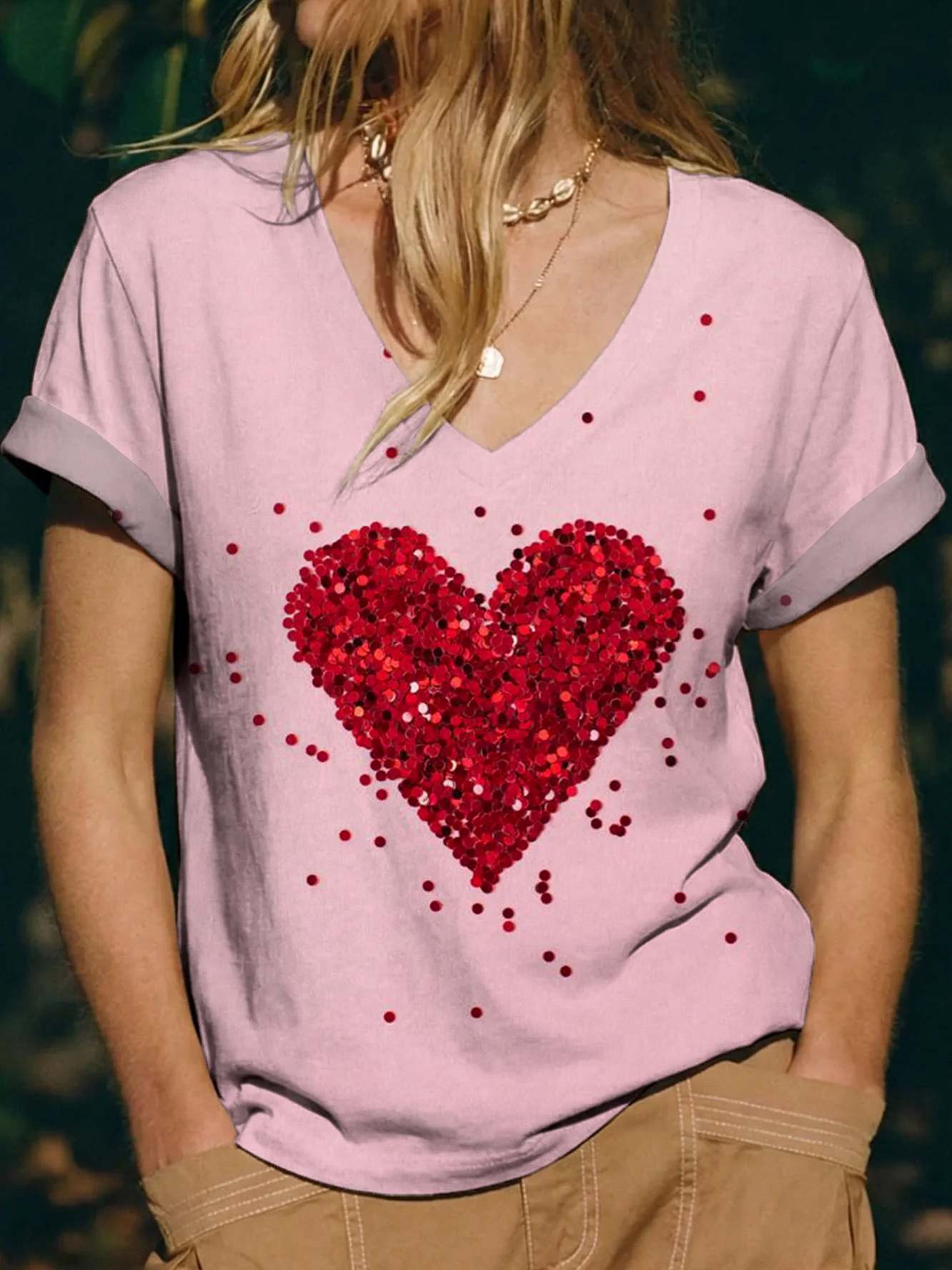 Women's Vintage Valentine's Day Pink Love Heart Art Print Casual V-neck Short Sleeve Cotton T-shirt