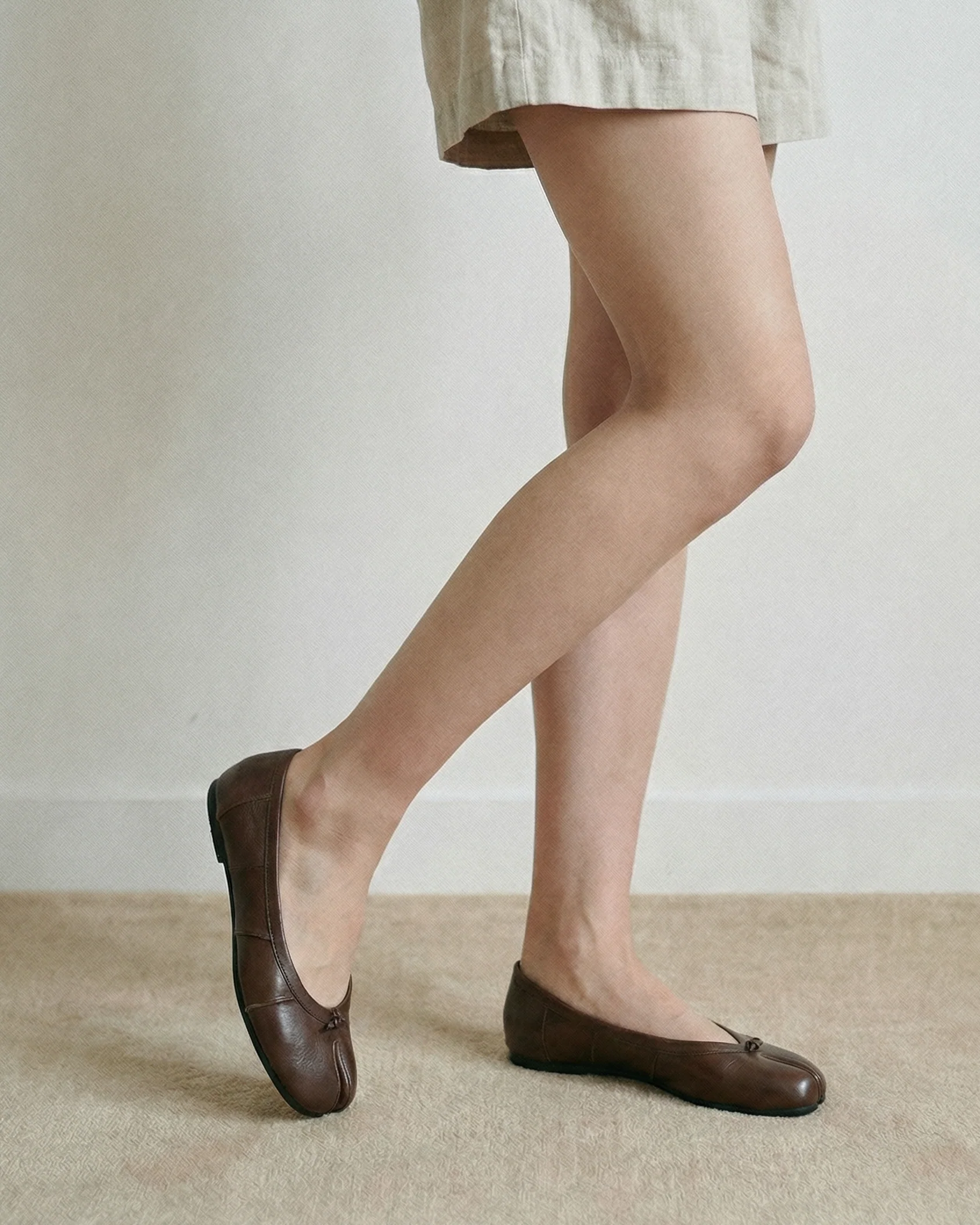 Wrinkles Tabi Ballet Flats - Image 8
