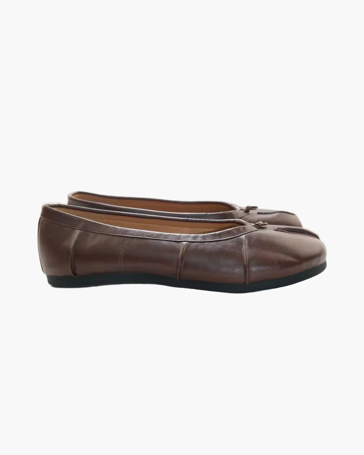 Wrinkles Tabi Ballet Flats - Image 9