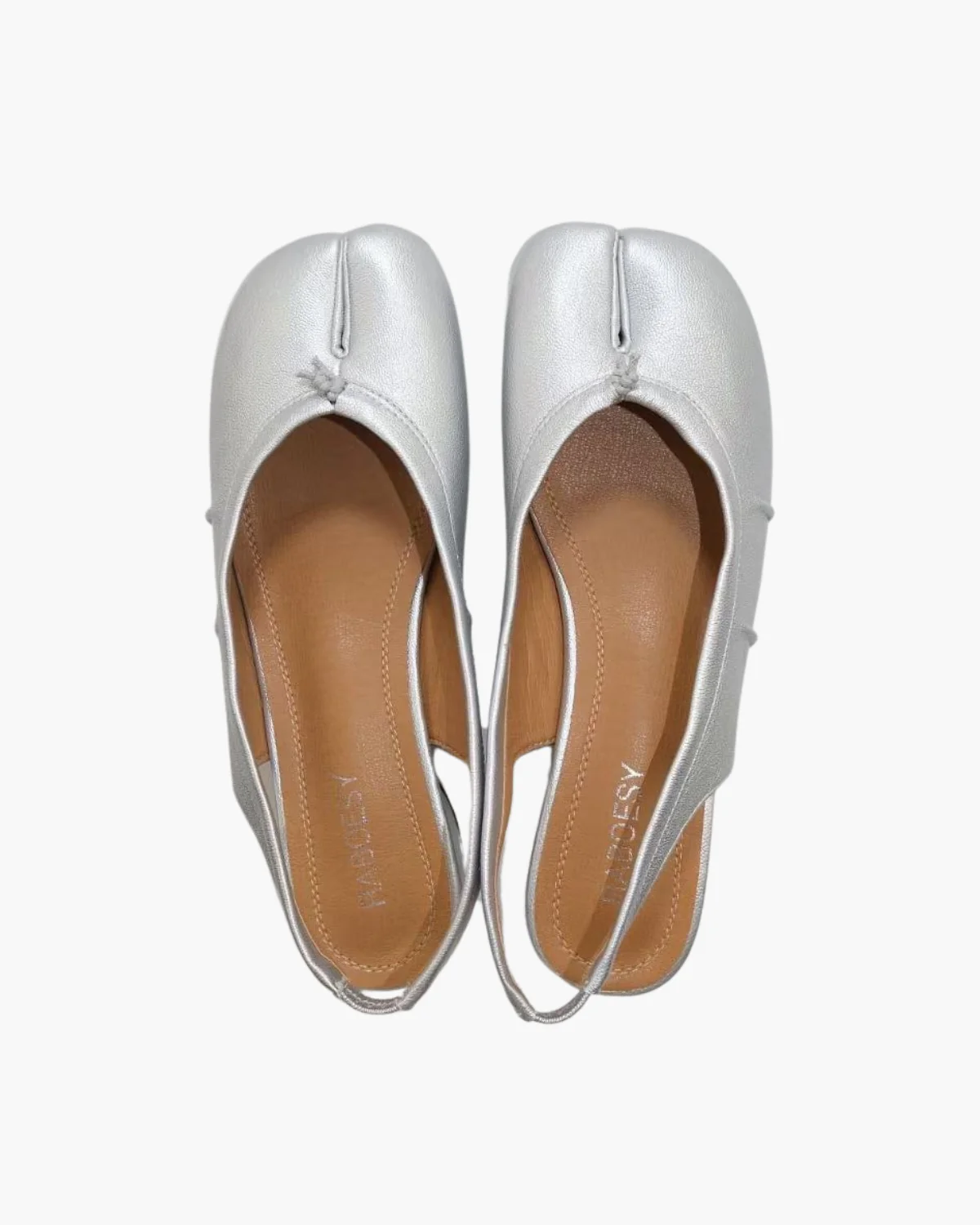 Wrinkles Tabi Sandal Pumps - Image 13