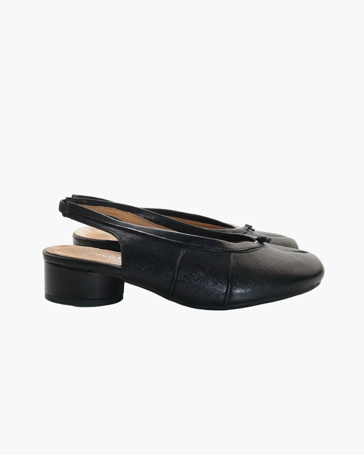 Wrinkles Tabi Sandal Pumps - Image 3