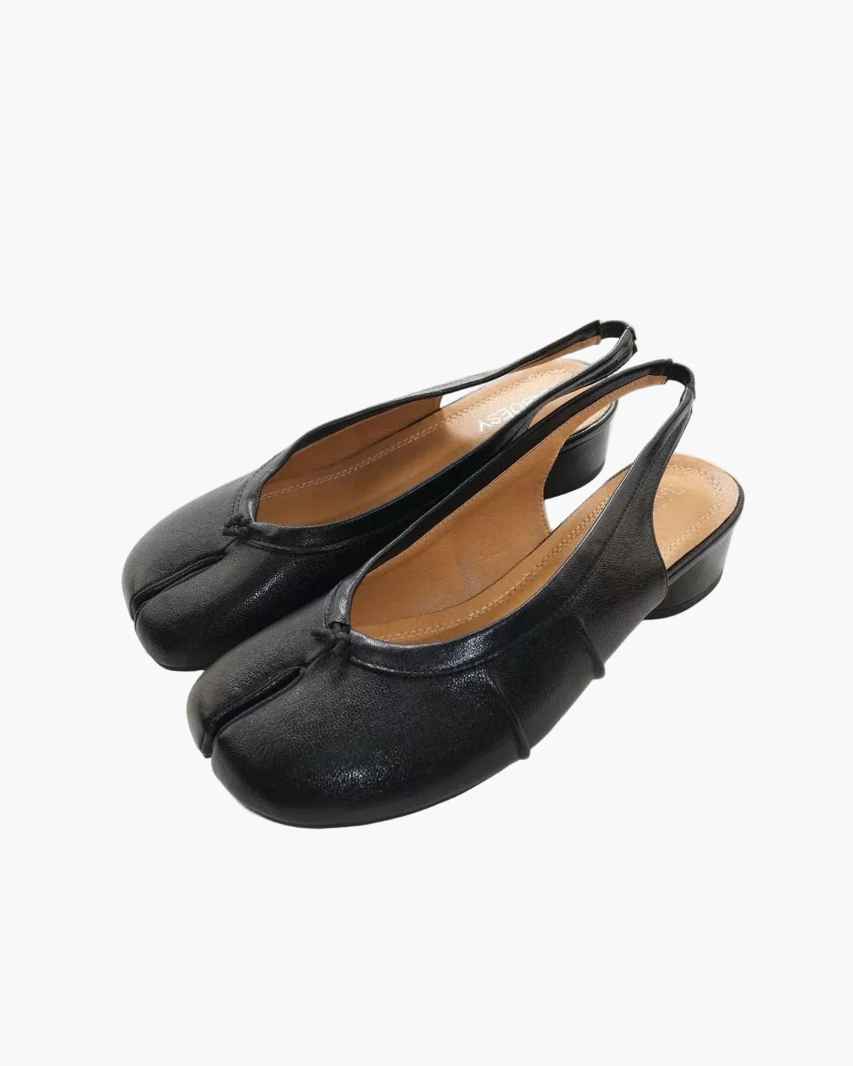 Wrinkles Tabi Sandal Pumps - Image 4