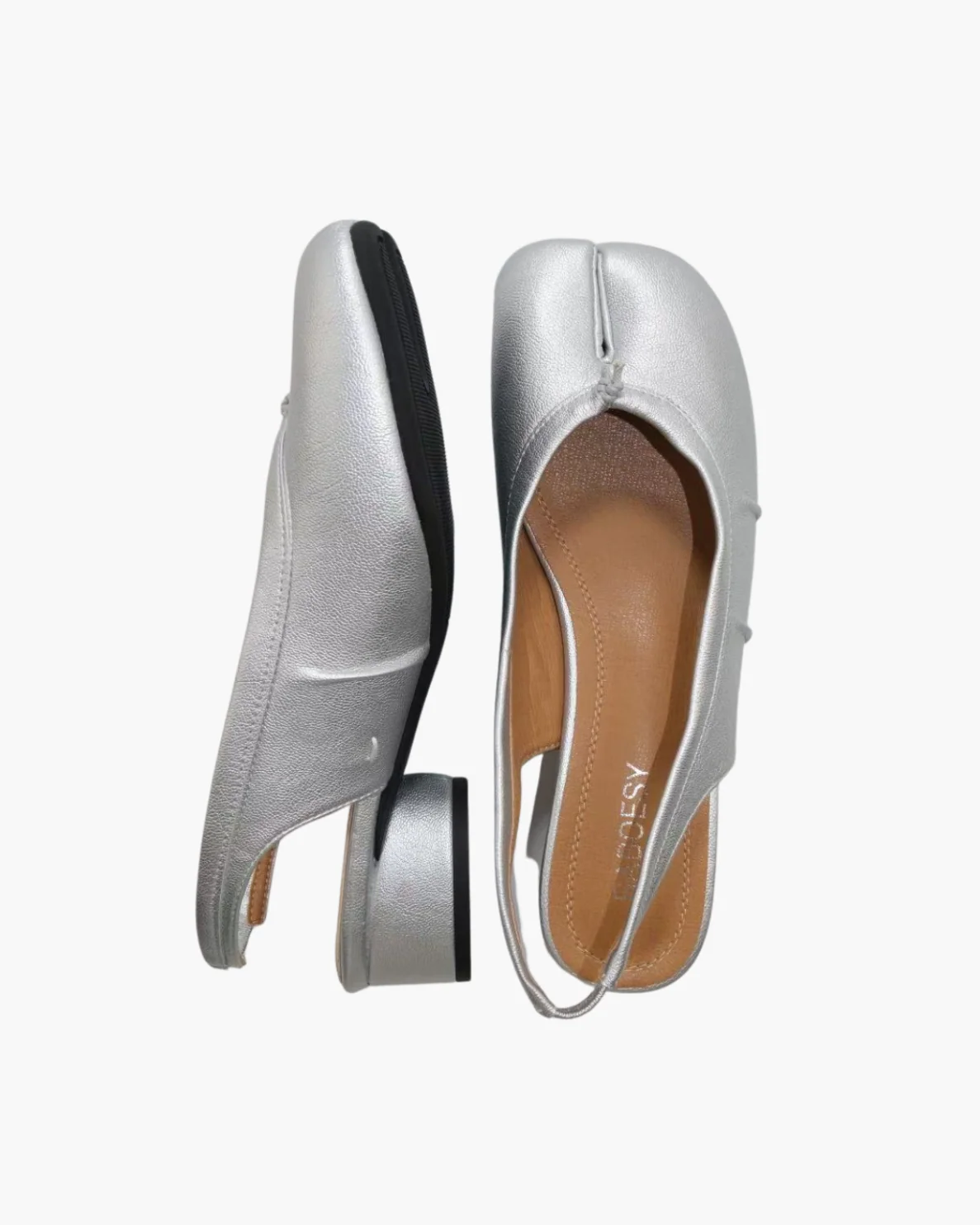 Wrinkles Tabi Sandal Pumps - Image 8